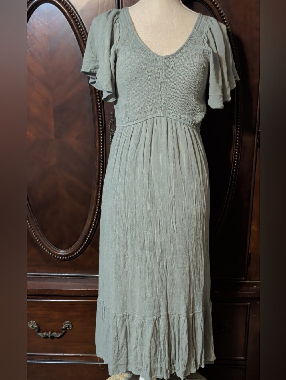Boho Sage Green Smocked Jodifl Size S Flutter Slave Crinkle Gauze Midi Dress